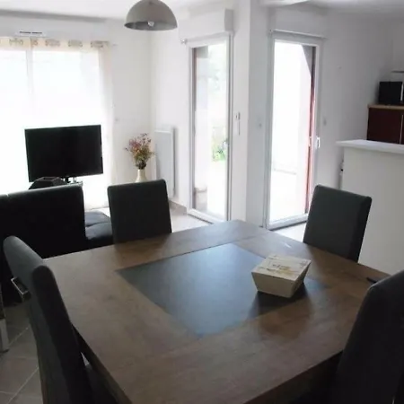 House Maison 6 Personnes Proches Plage Et Centre Historique Ле Круазик